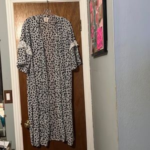 Black and white leopard print duster bought from a boutique